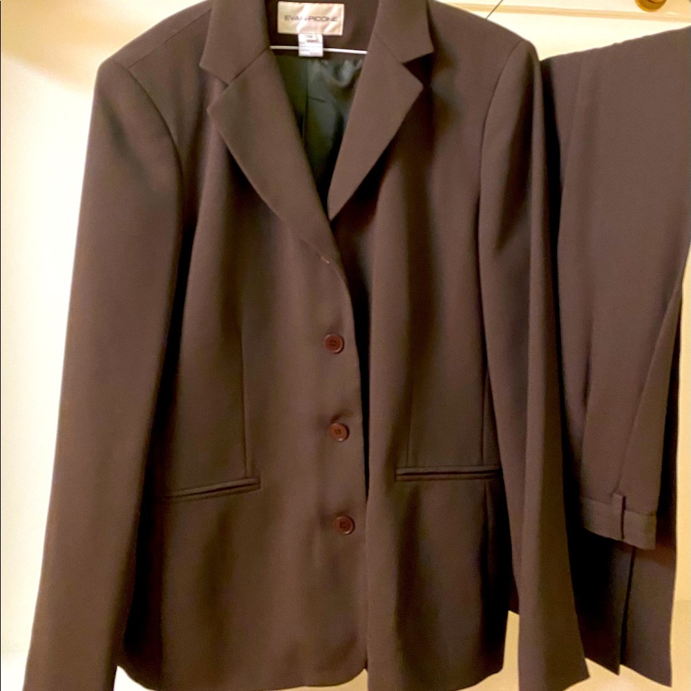 Evan Picone Suit